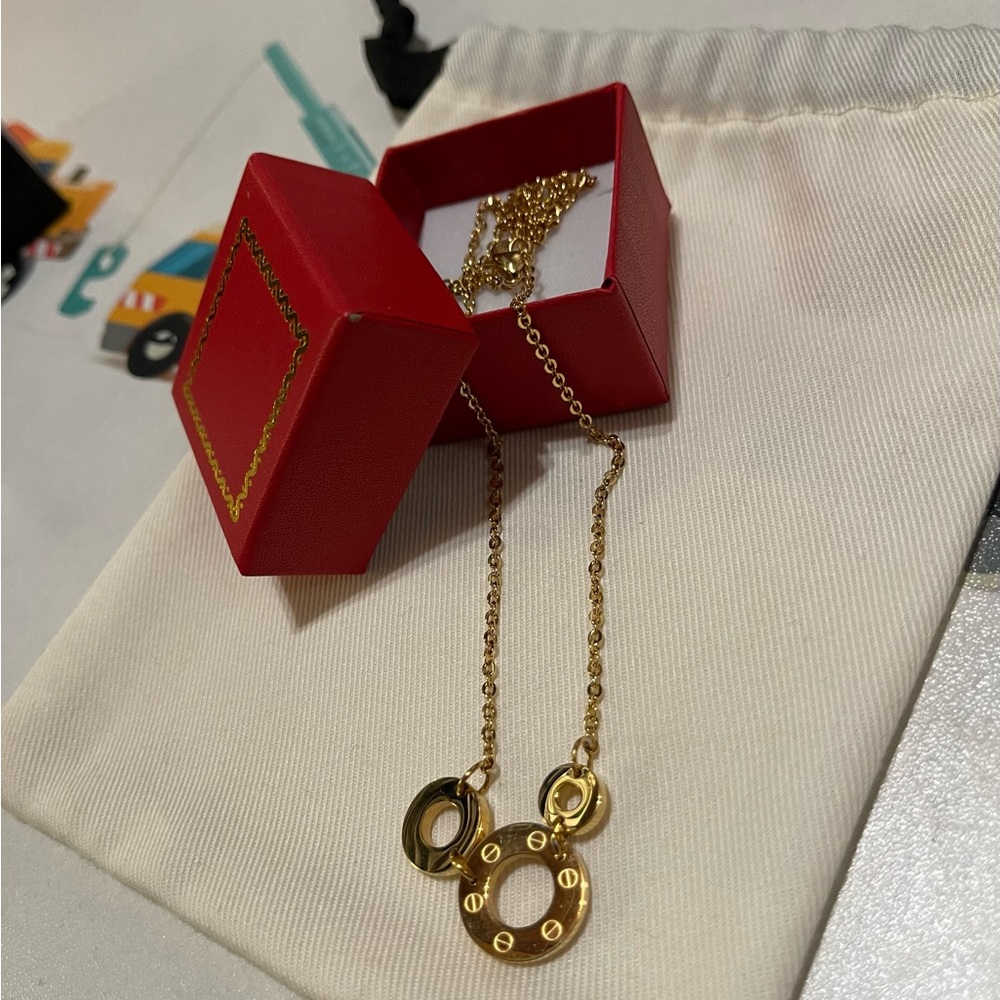 Gold necklace